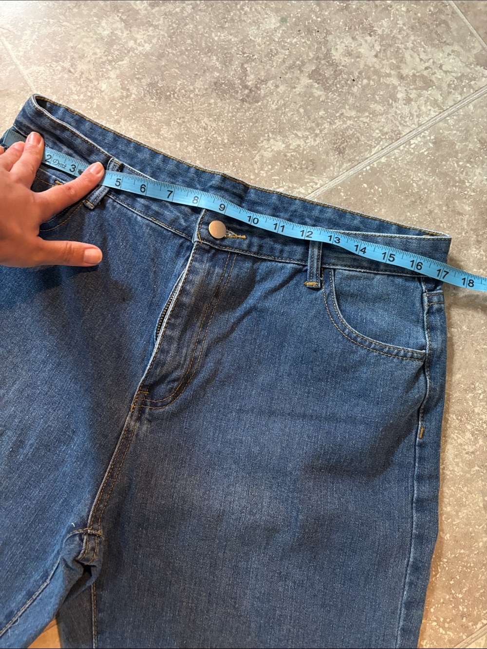 SHEIN Blue High-Waist Denim Jeans - Picture 3 of 5